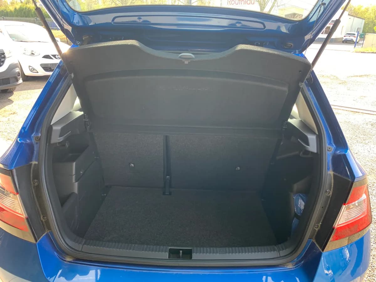 Skoda Fabia — photo 4